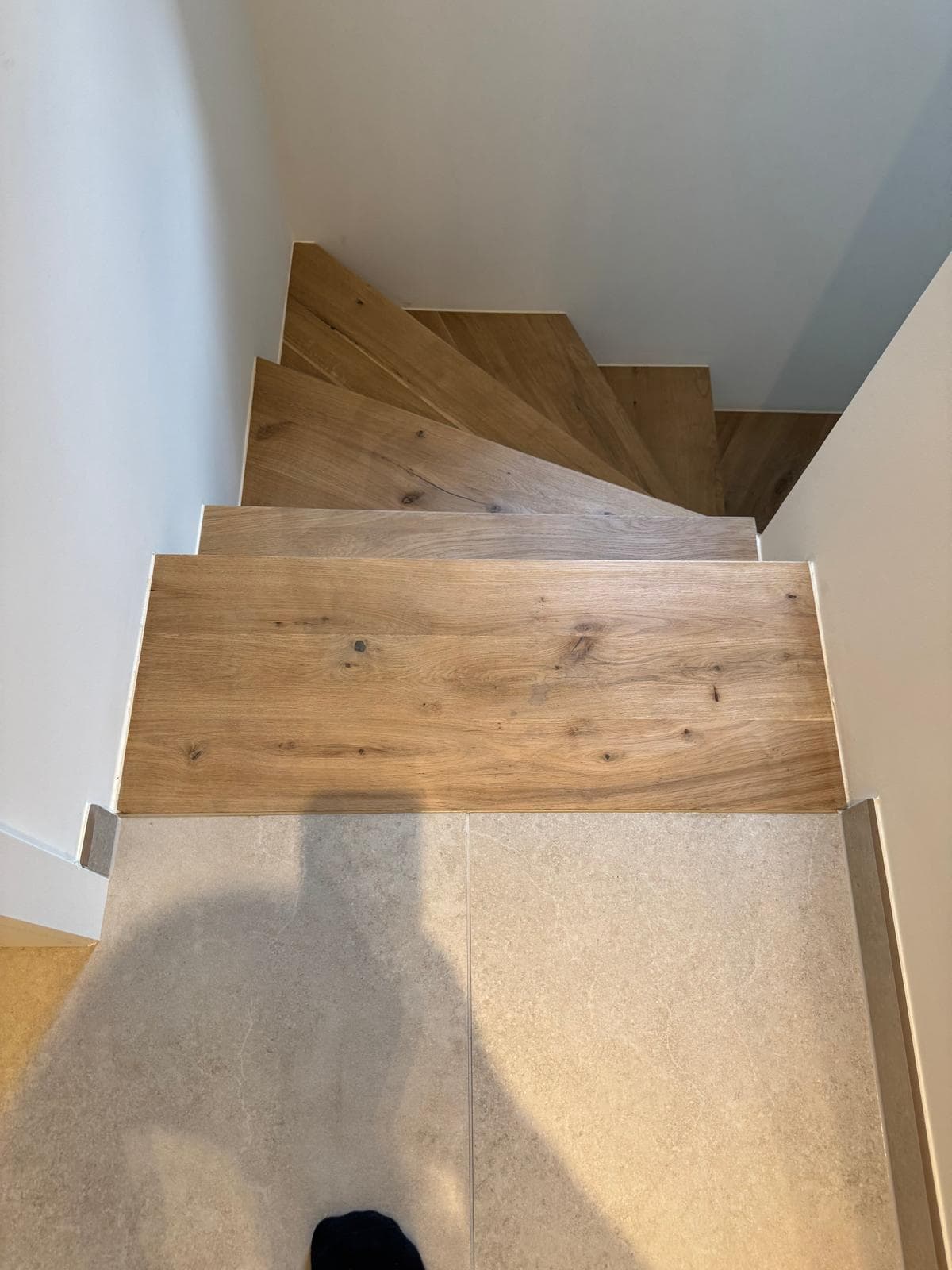 Eiken trapbekleding met ledverlichting — detail 3